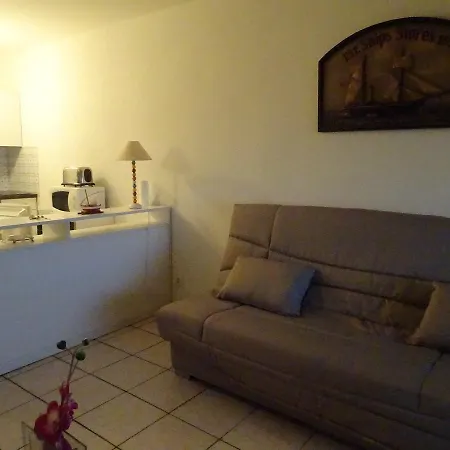 Languedoc Immobilier Vue Mer Face Plage Parking - Pt124 * Agde